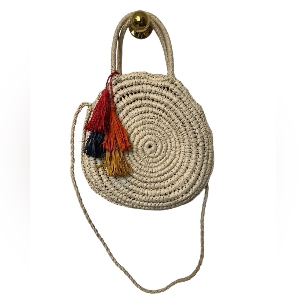 NWOT Straw Studios woven round bag with raffia tassels summer beach